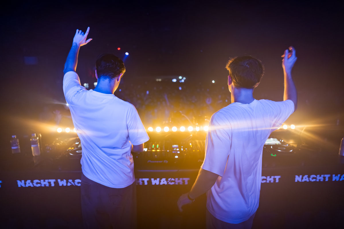 Loading... just a sec